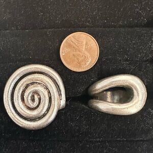 Authentic Handmade Metal Pointu’s Silver Ring Set of 2